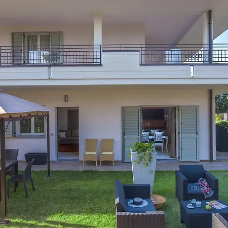 Apartmanhotel Il Panorama *
